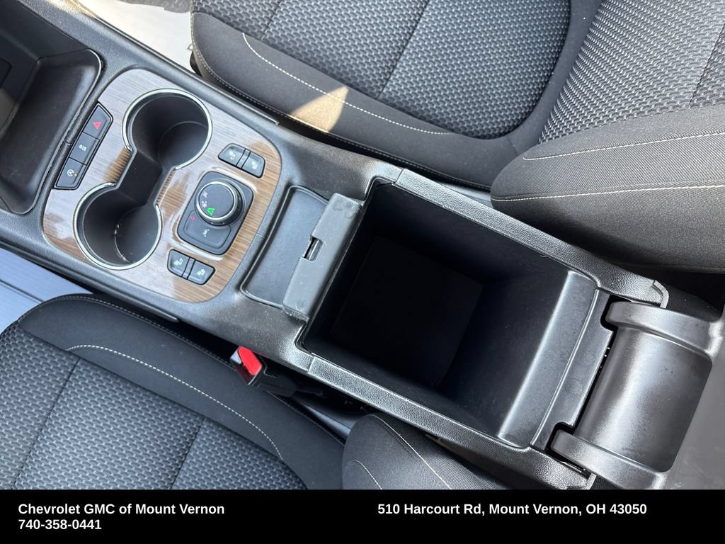 Used 2023 GMC Acadia SLE w/ Driver Convenience Package FWD image 40