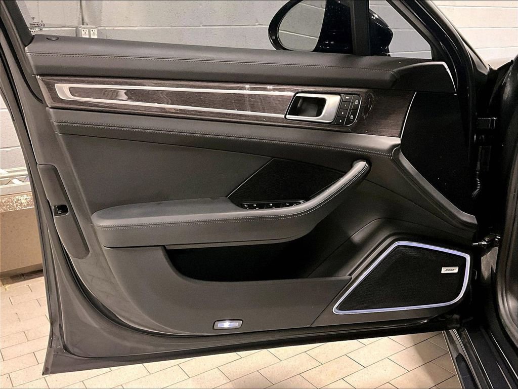 Certified 2022 Porsche Panamera 4S image 28