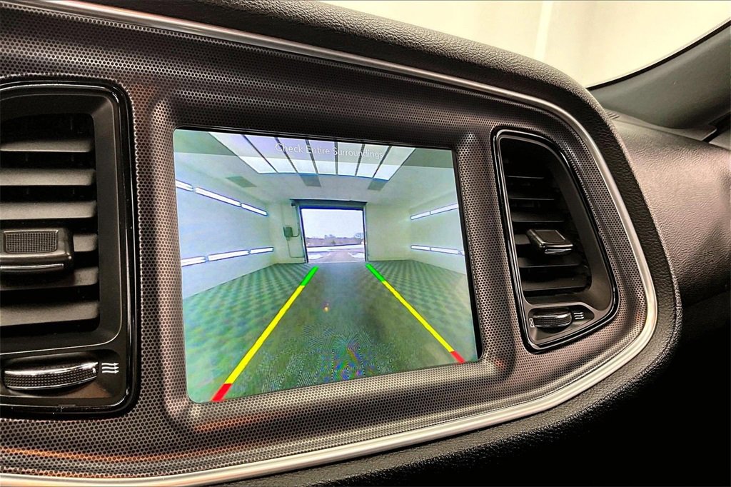 Used 2018 Dodge Challenger GT image 21