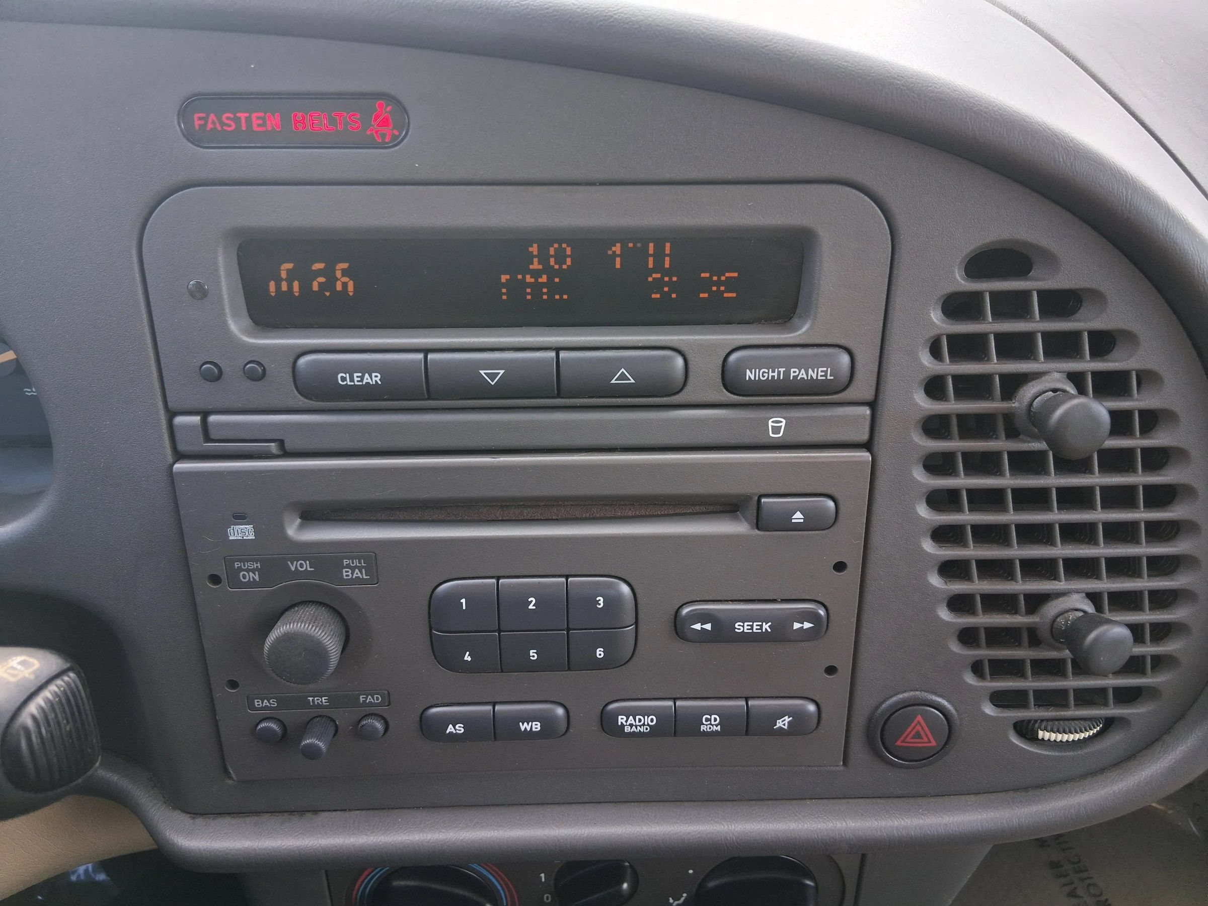 Used 1999 Saab 9-3 2.0T FWD image 16