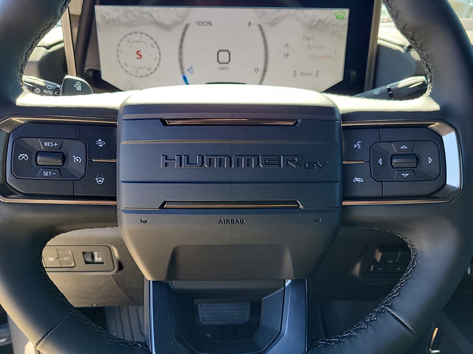 New 2025 GMC Hummer EV 2X w/ Extreme Off-Road Package image 17