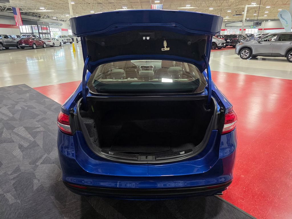 Used 2018 Ford Fusion S FWD image 7