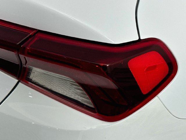 Used 2022 Kia K5 LX FWD image 28