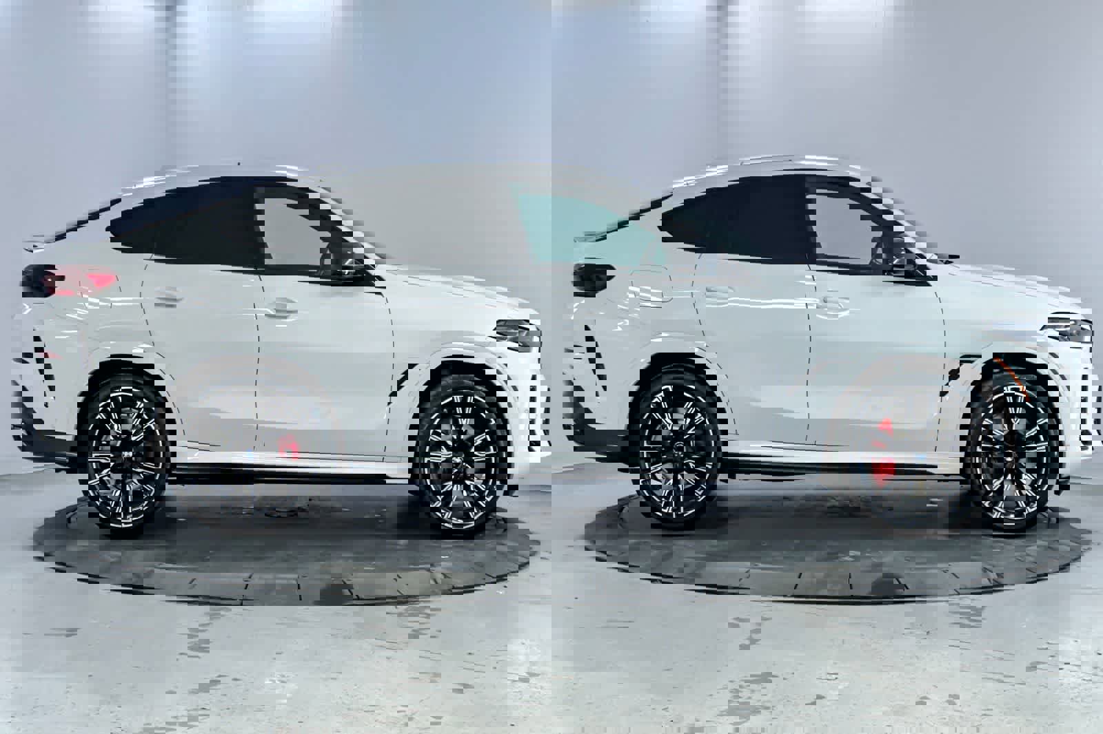 New 2026 BMW X6 M60i image 8