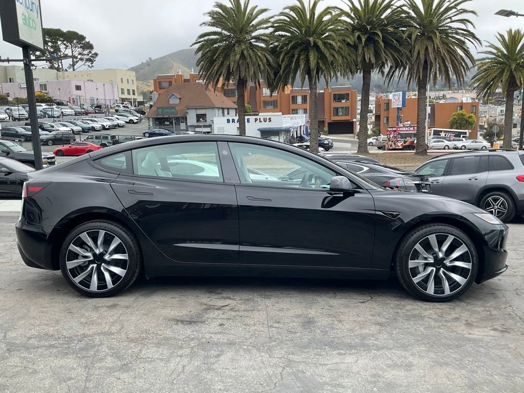 Used 2026 Tesla Model 3 RWD image 3