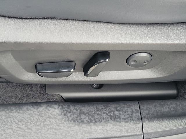 New 2026 Mitsubishi Outlander SE image 21