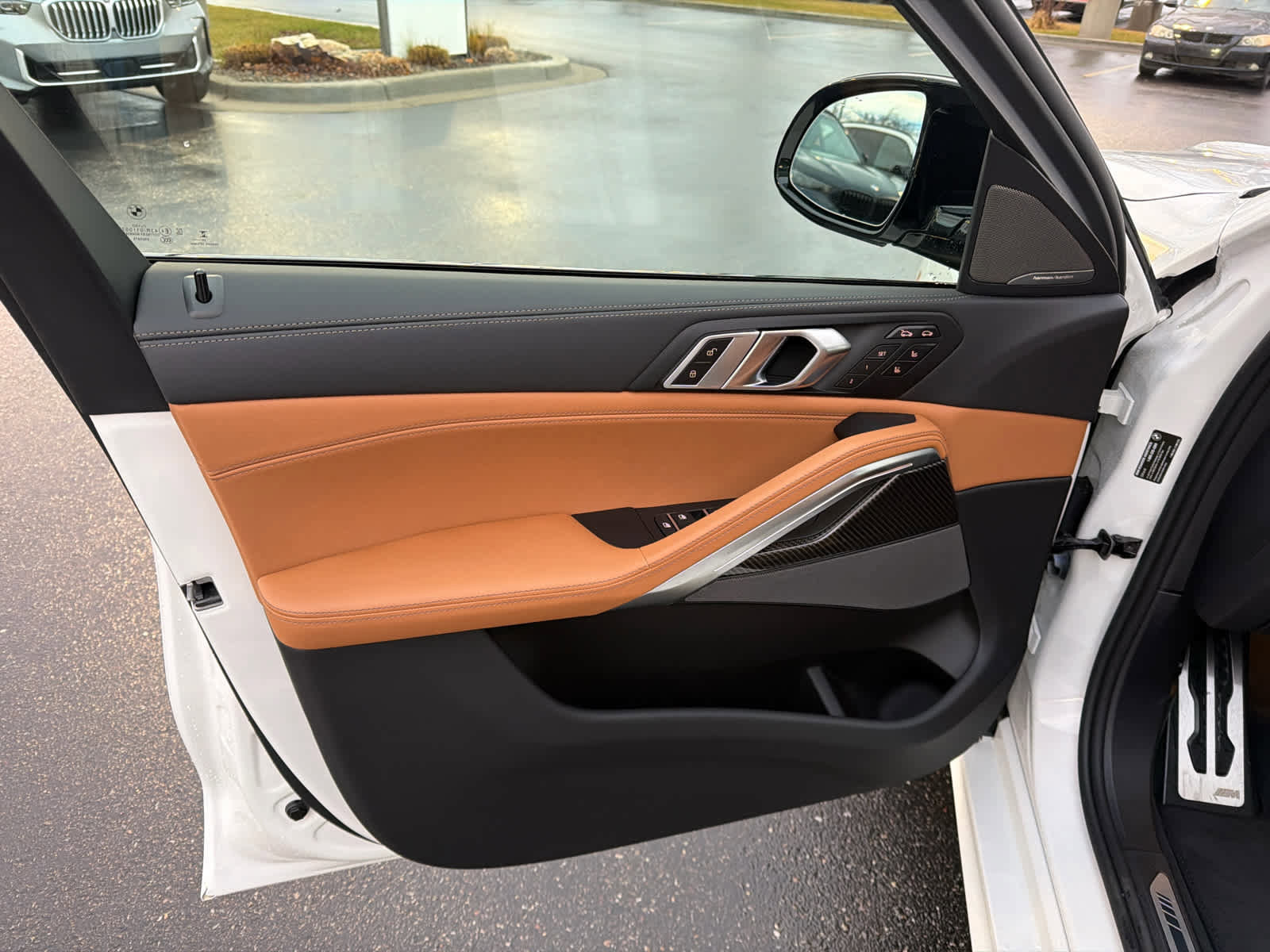 New 2026 BMW X6 M60i image 23