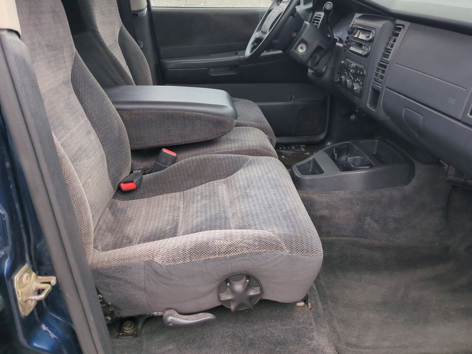 Used 2003 Dodge Durango SLT image 31