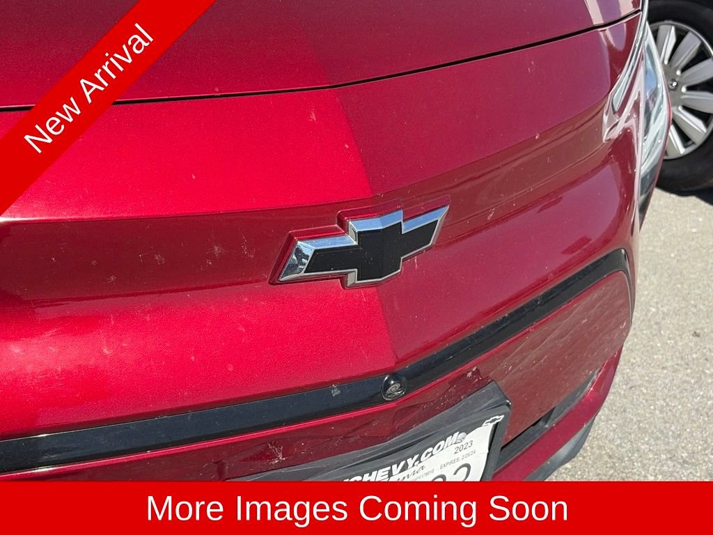 Used 2023 Chevrolet Bolt LT FWD image 8