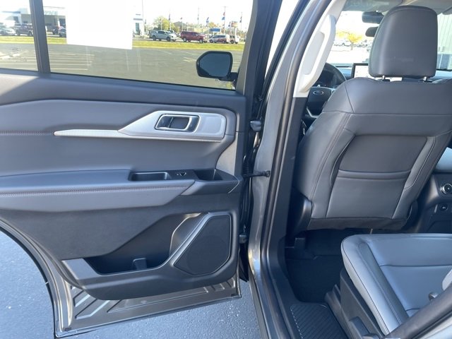 New 2026 Ford Explorer Active image 60