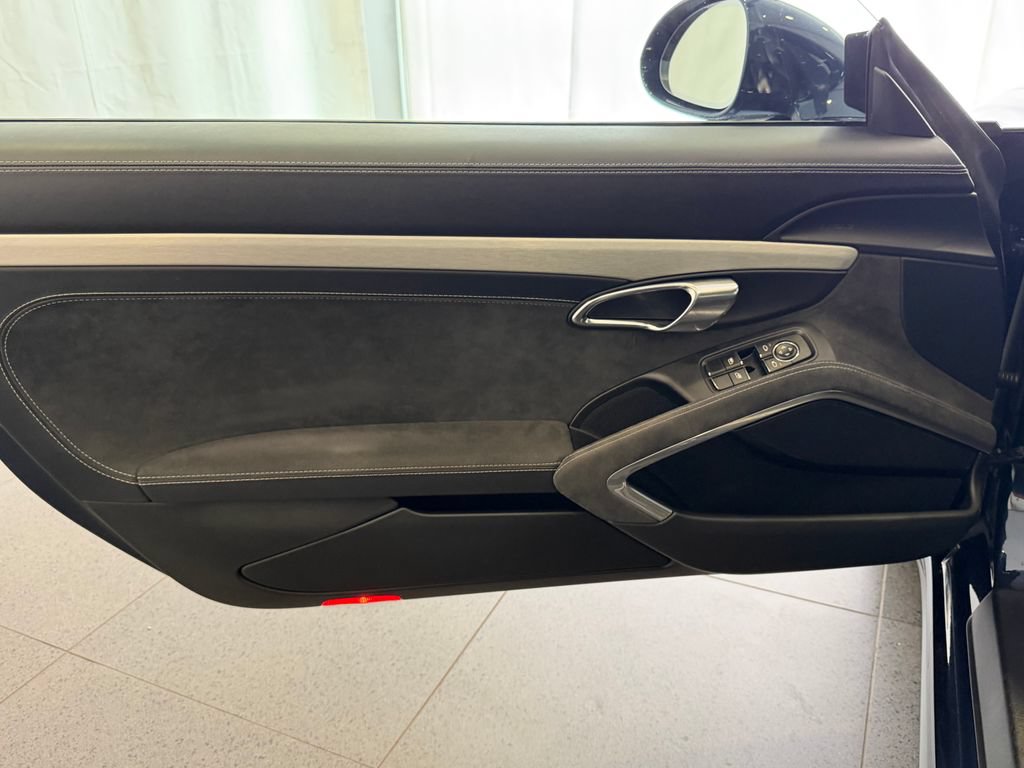 Certified 2015 Porsche 911 GT3 RWD image 15