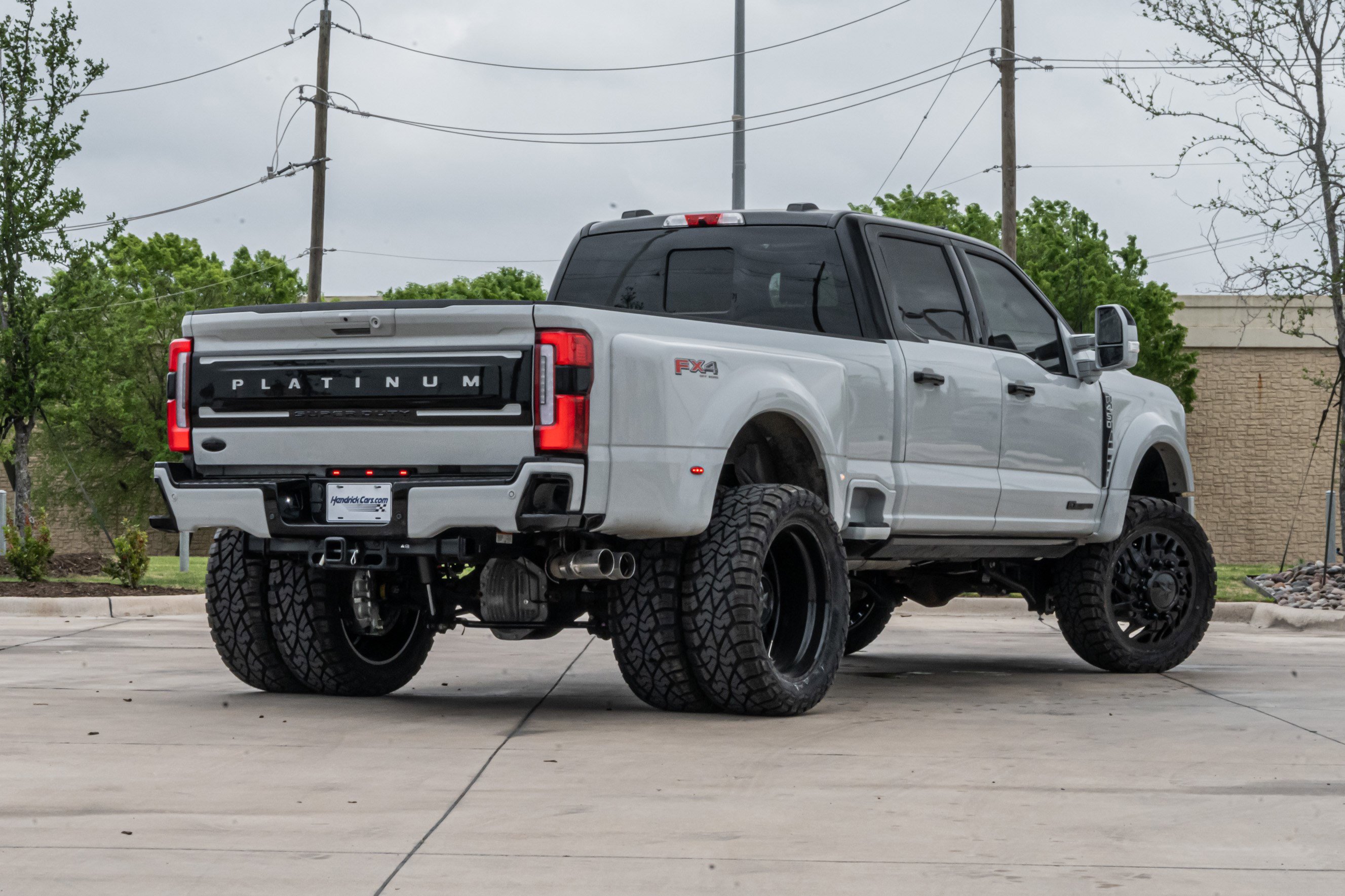 Used 2026 Ford F450 Platinum w/ Platinum Plus Package image 8