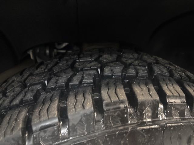 Used 2023 GMC Sierra 2500 SLE image 40