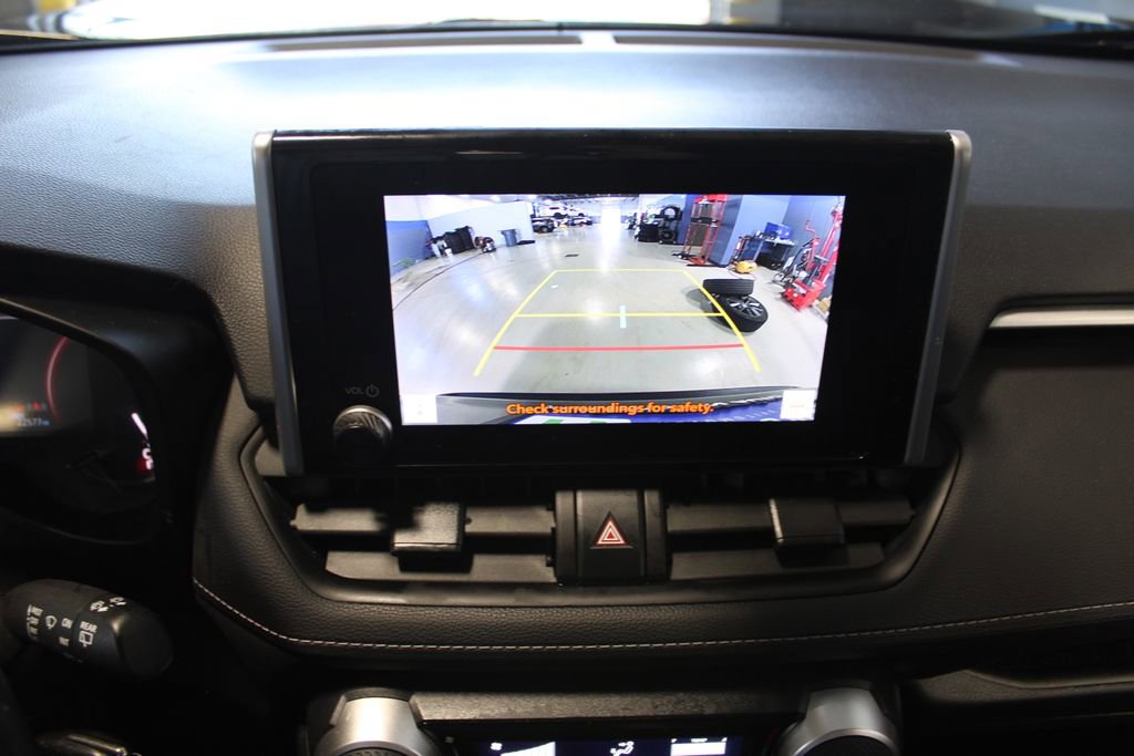 Used 2023 Toyota RAV4 LE AWD/4WD image 25