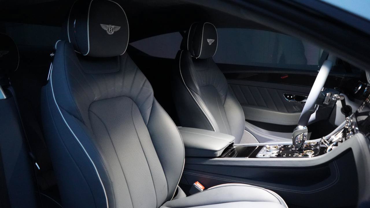 Used 2024 Bentley Continental GT V8 AWD/4WD image 47