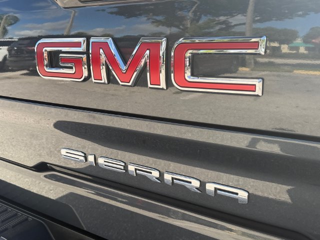 Certified 2022 GMC Sierra 1500 Elevation RWD image 9