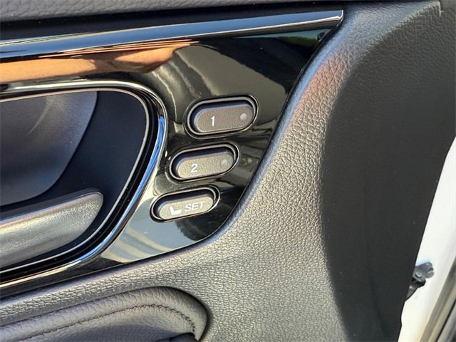 Certified 2025 Honda Odyssey Touring image 17