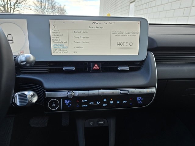 Used 2024 Hyundai Ioniq 5 Limited image 30