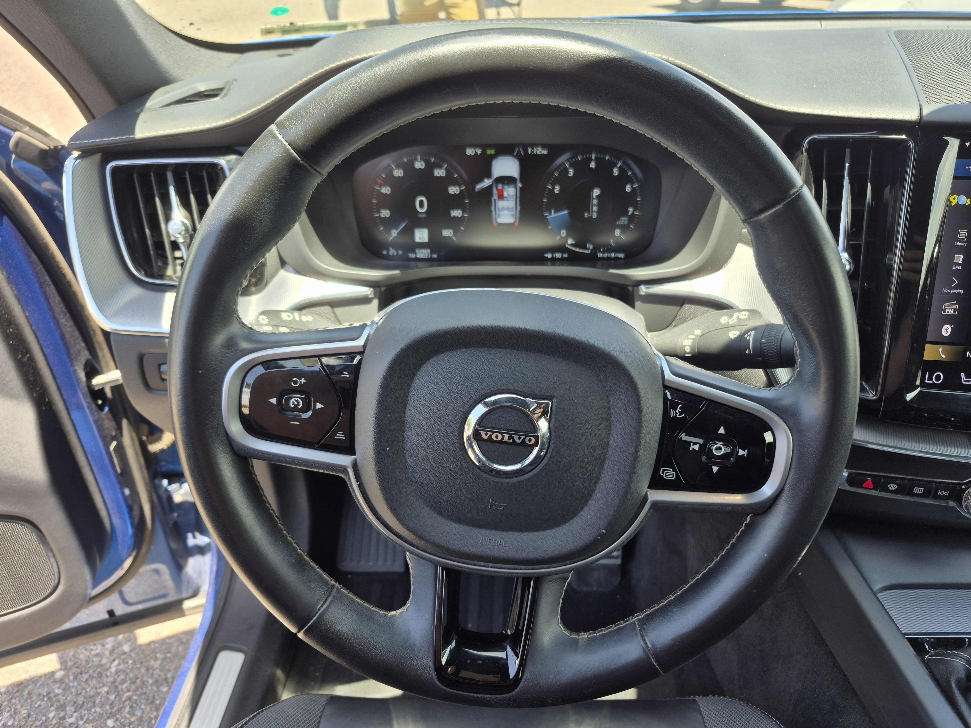 Used 2021 Volvo XC60 T5 R-Design AWD/4WD image 9