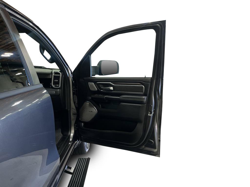Used 2025 RAM 1500 Laramie w/ Night Edition AWD/4WD image 22
