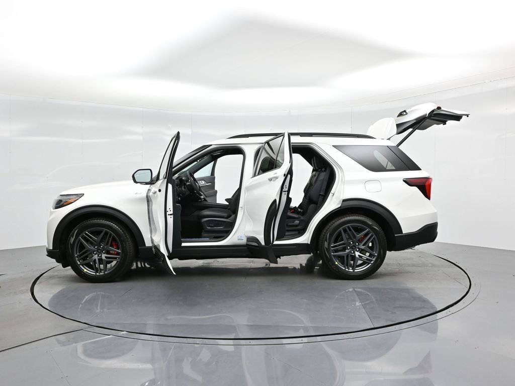 New 2025 Ford Explorer ST-Line w/ Premium Package image 39