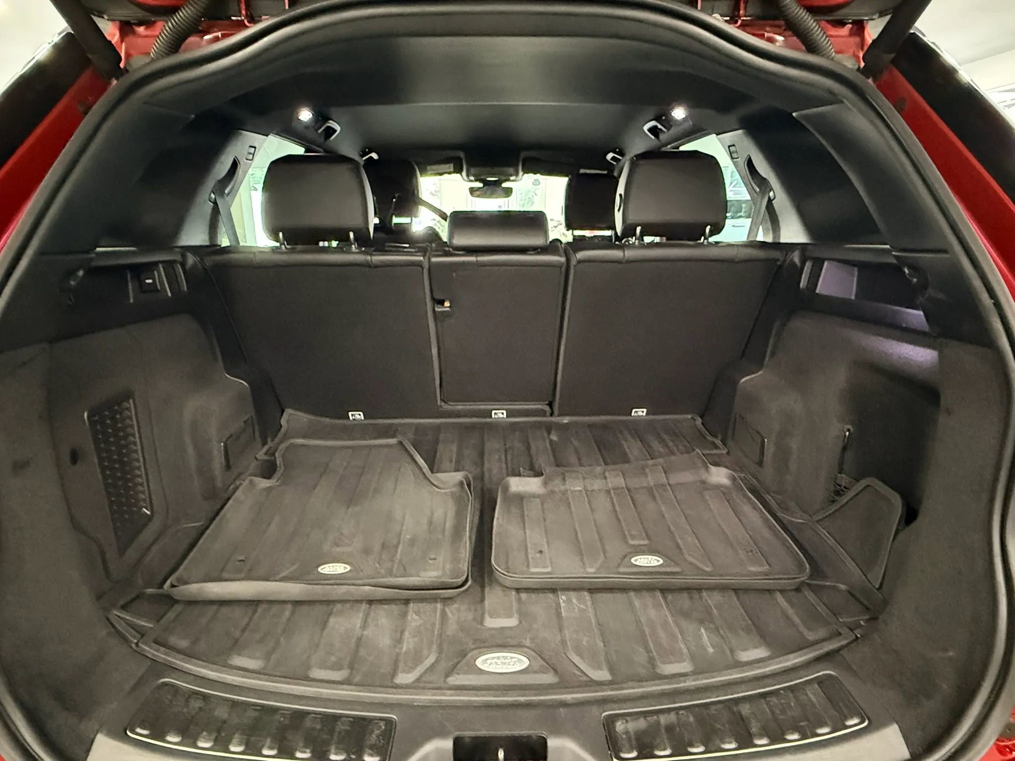 Used 2021 Land Rover Discovery Sport S R-Dynamic AWD/4WD image 42