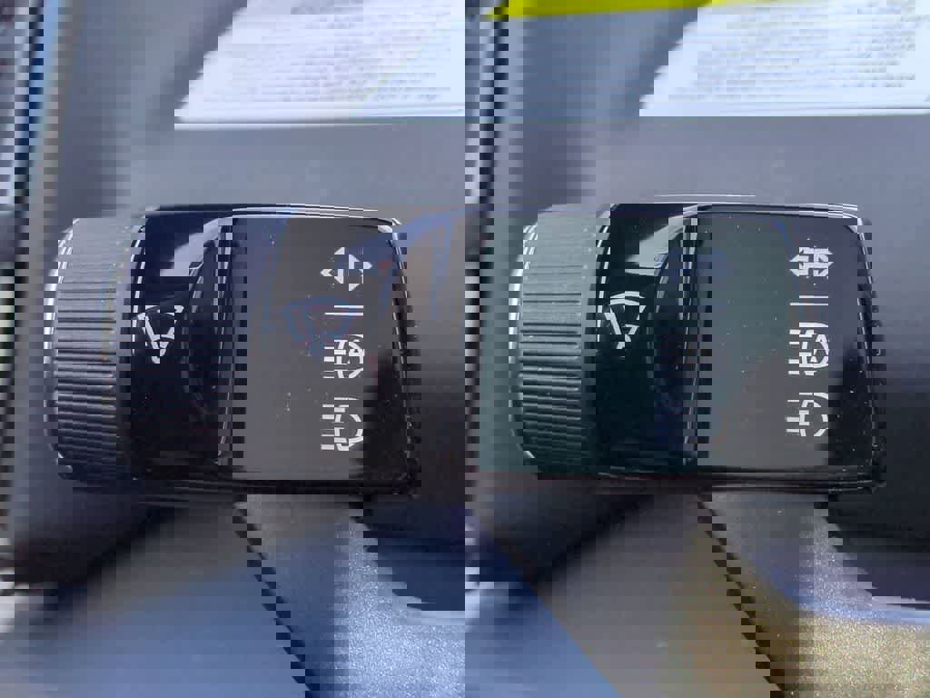 New 2025 Volvo EX30 Plus w/ Protection Package Premier image 25