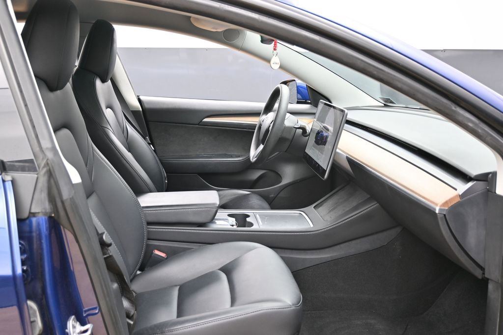 Used 2023 Tesla Model 3 Standard Range RWD image 38