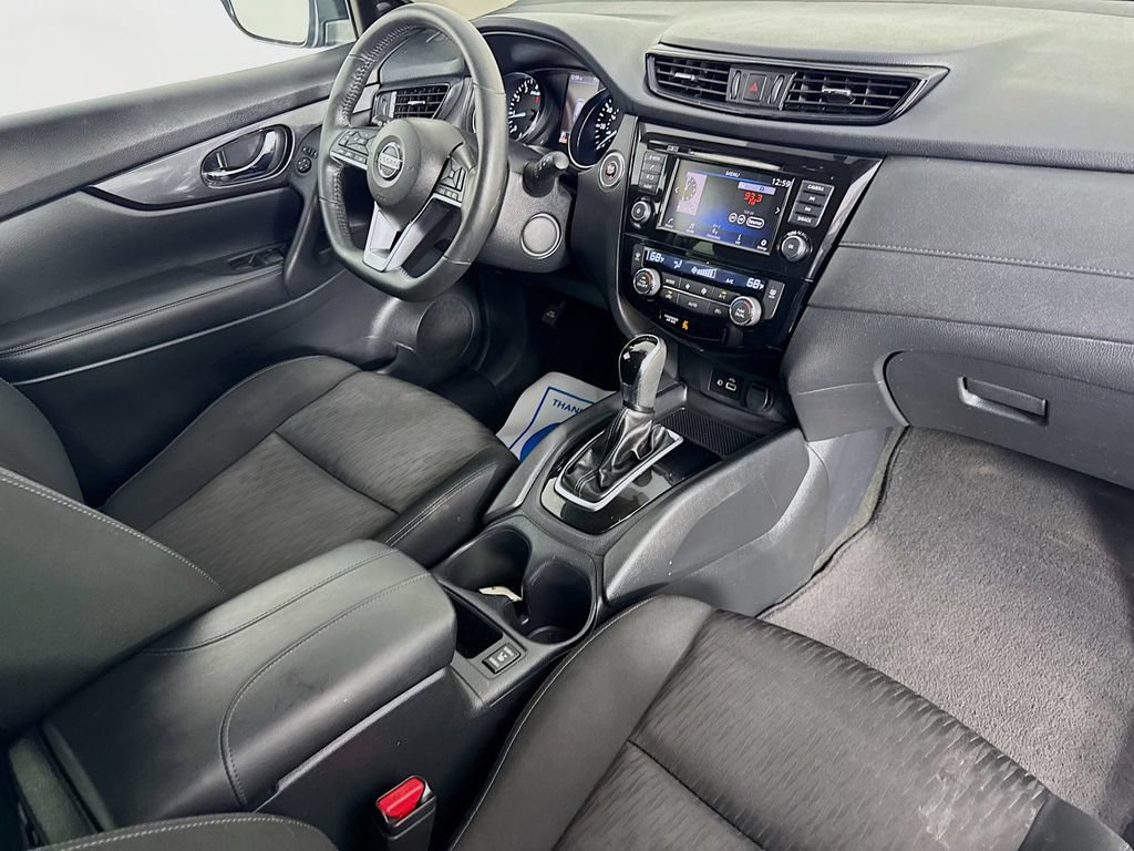 Used 2018 Nissan Rogue SV AWD/4WD image 35