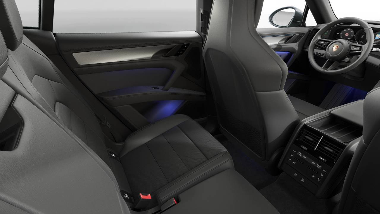 New 2026 Porsche Cayenne Electric AWD/4WD image 14
