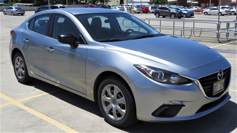 Used 2015 MAZDA MAZDA3 i SV FWD image 6