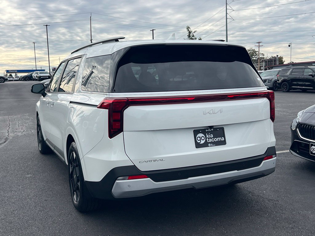 Certified 2025 Kia Carnival EX FWD image 7