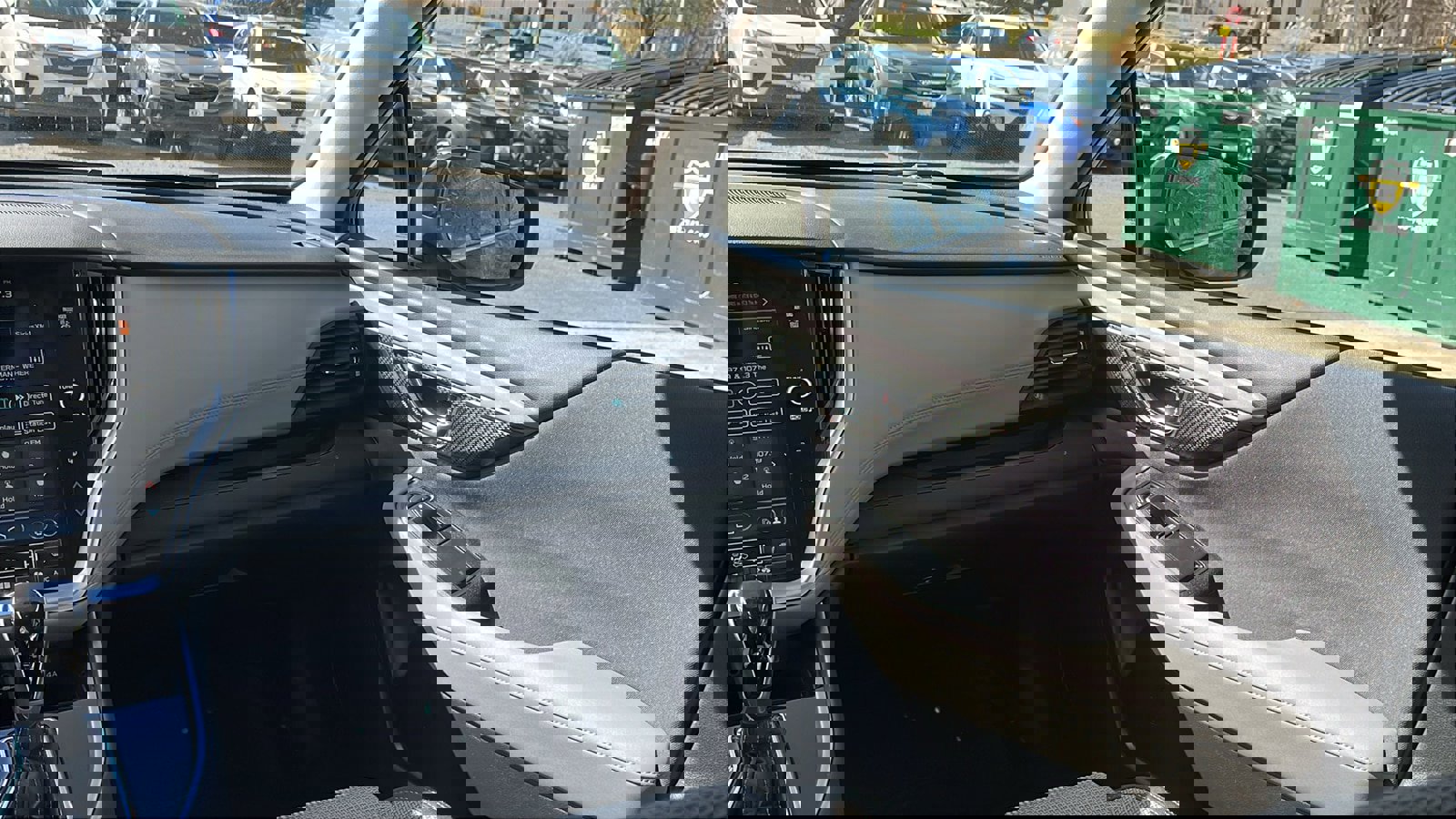 Used 2023 Subaru Outback Premium image 23