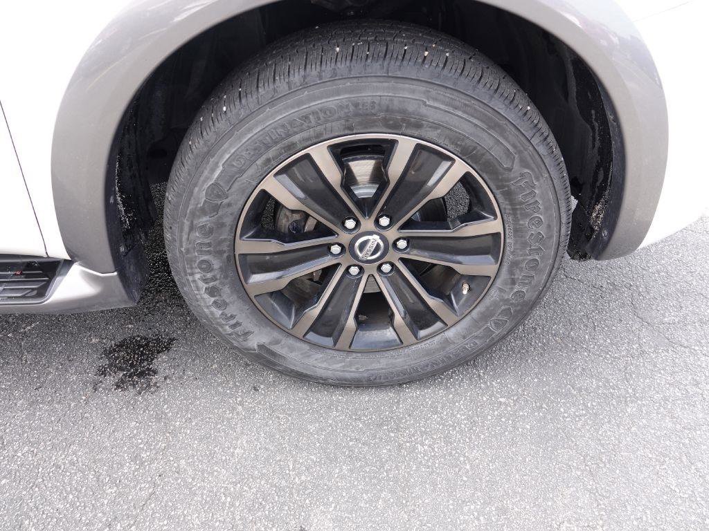 Used 2018 Nissan Armada Platinum w/ Captain Seat Package image 10