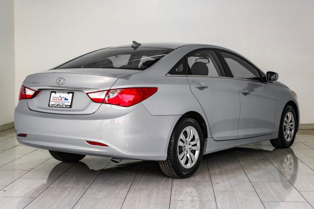 Used 2012 Hyundai Sonata GLS FWD image 6
