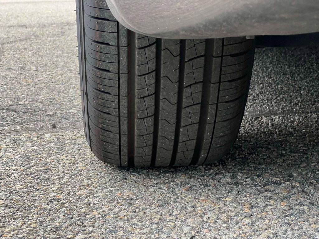 Used 2022 Chrysler Pacifica Touring-L FWD image 10