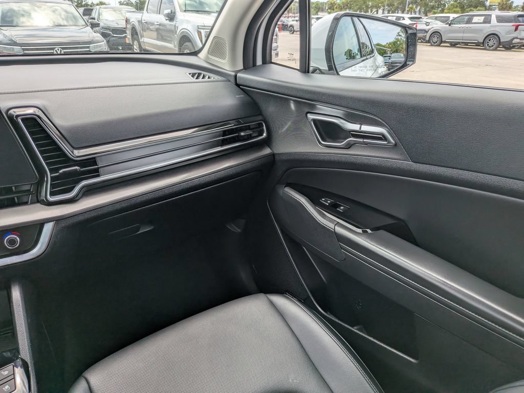 Certified 2024 Kia Sportage SX FWD image 18