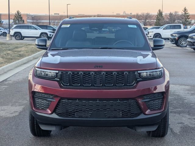 New 2025 Jeep Grand Cherokee Laredo image 8