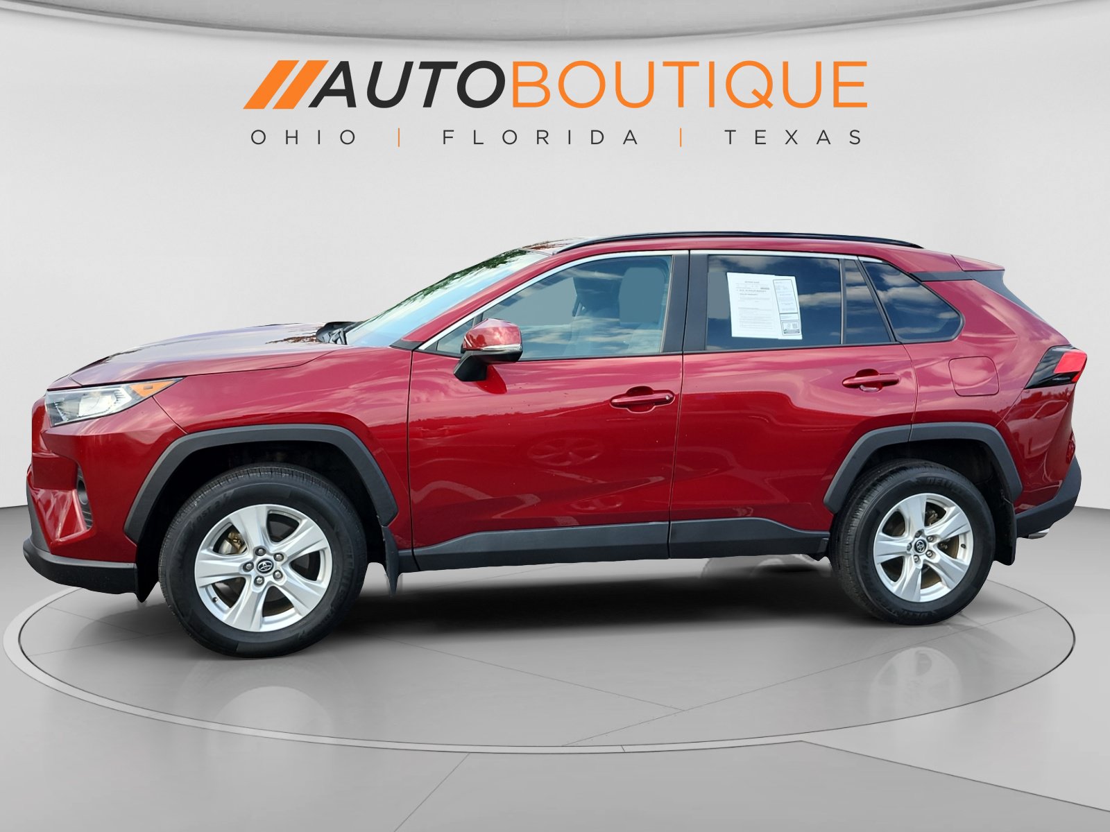 Used 2020 Toyota RAV4 XLE w/ Convenience Package AWD/4WD image 2