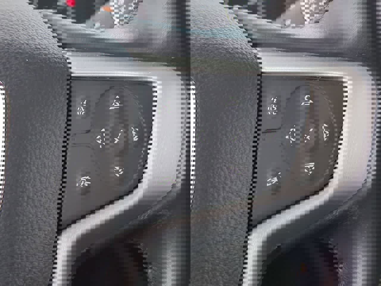 Used 2019 GMC Acadia SLT image 26