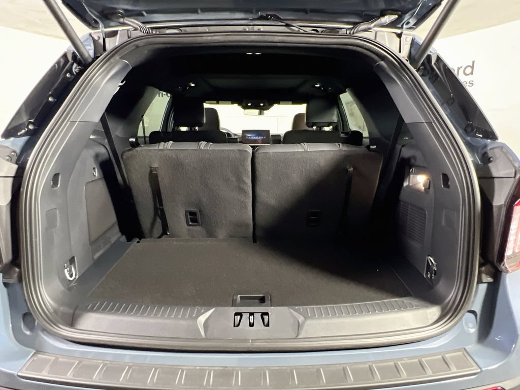 New 2026 Ford Explorer ST-Line w/ ST-Line Street Pack AWD/4WD image 14