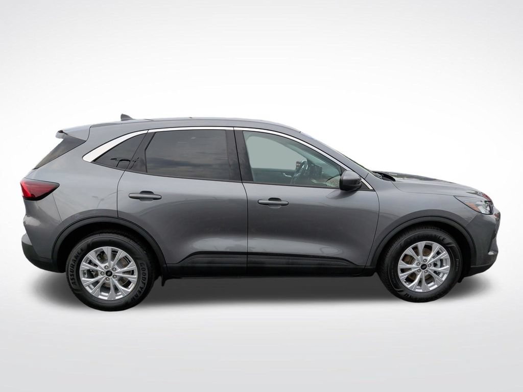 Certified 2023 Ford Escape Active w/ Tech Pack #2 FWD image 9