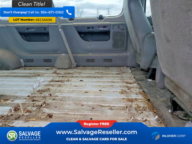 Used 2010 Ford E-350 and Econoline 350 XLT RWD image 15