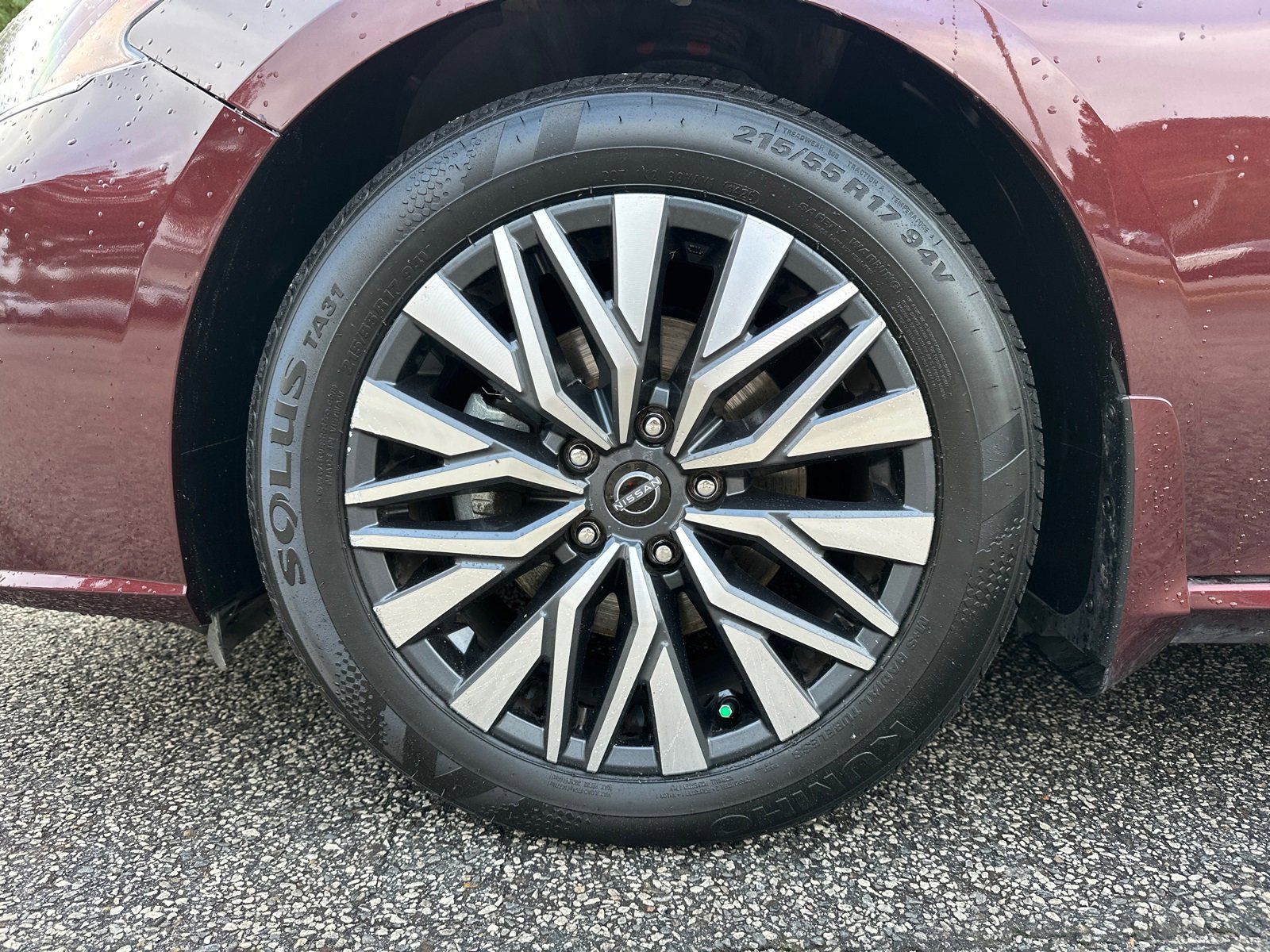 Used 2023 Nissan Altima 2.5 SV w/ SV Premium Package image 11