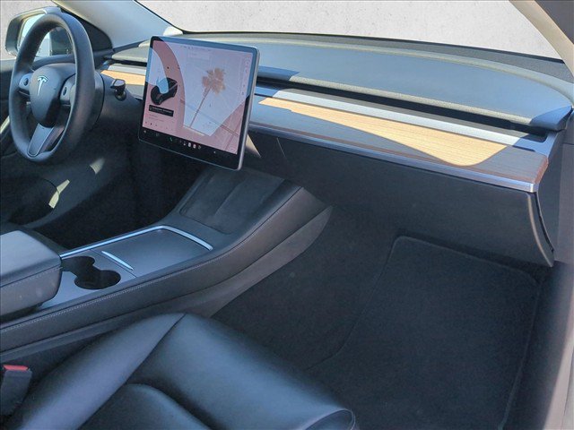 Used 2021 Tesla Model Y Long Range AWD/4WD image 22