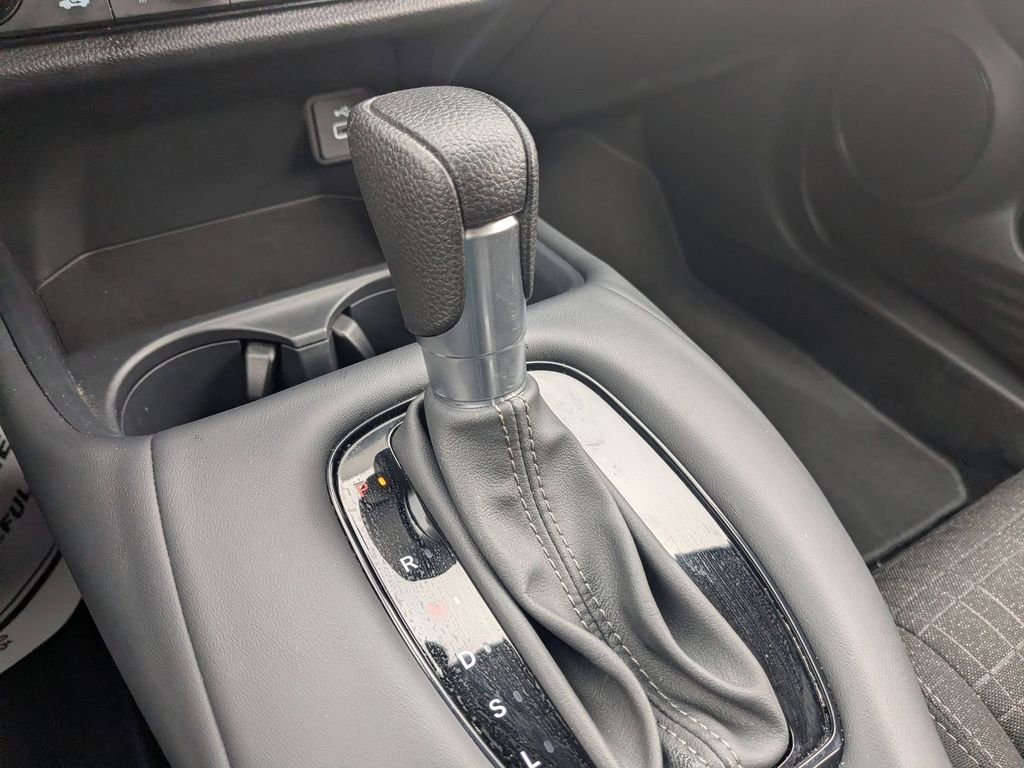 Used 2025 Honda HR-V LX image 18