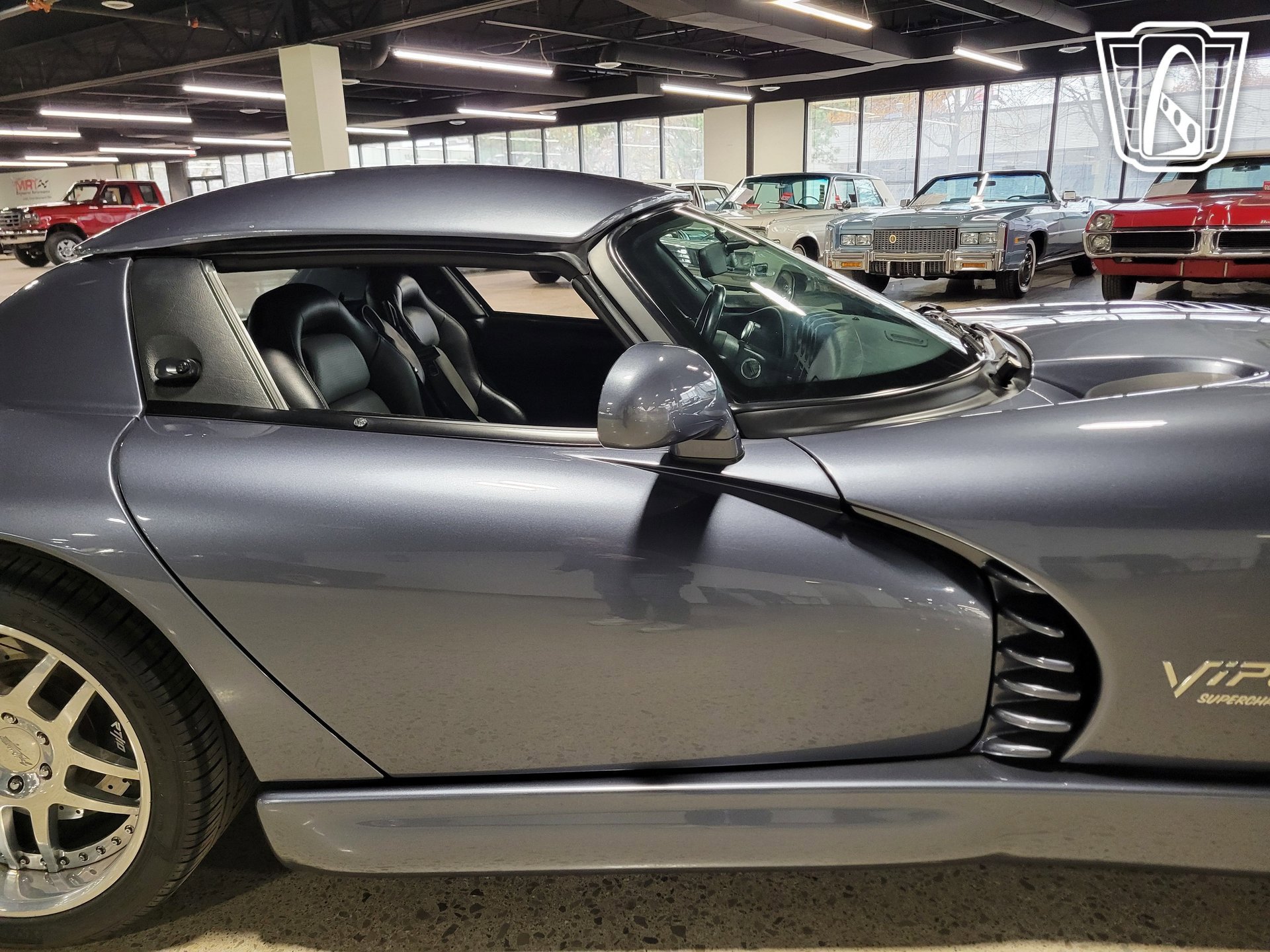 Used 2000 Dodge Viper RT/10 image 36