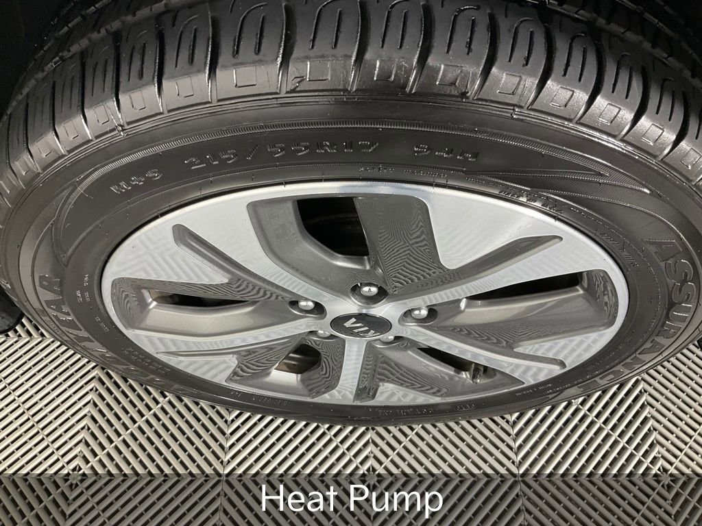 Used 2019 Kia Niro EX Premium w/ Cold Weather Package 1.0 image 9