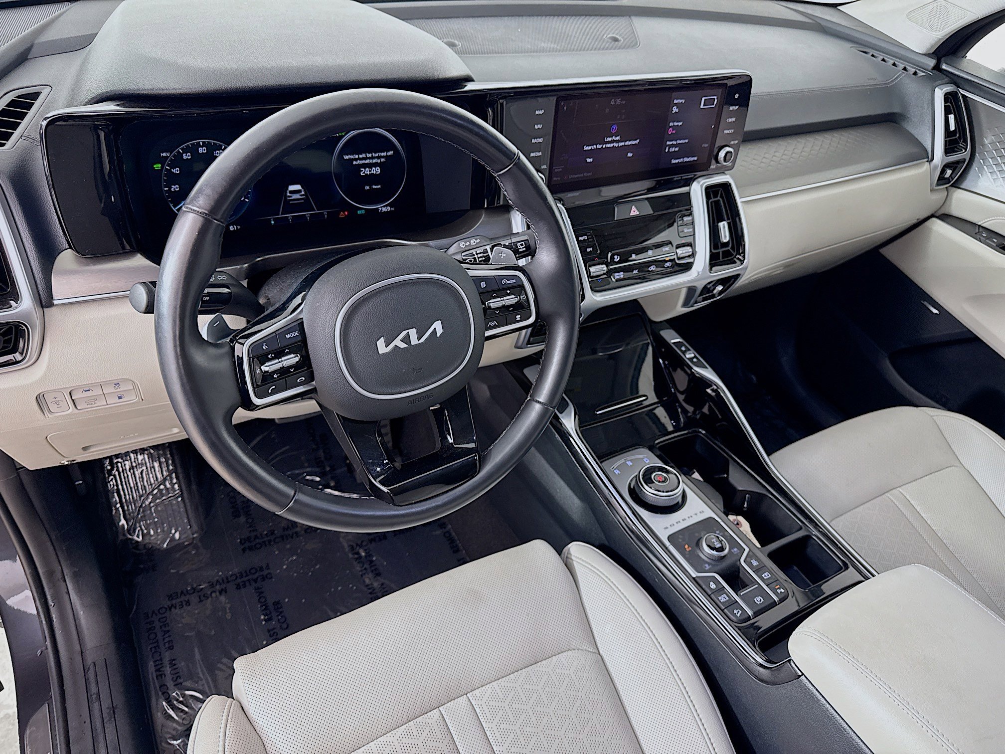 Used 2022 Kia Sorento SX Prestige w/ Panoramic Sunroof Package image 9