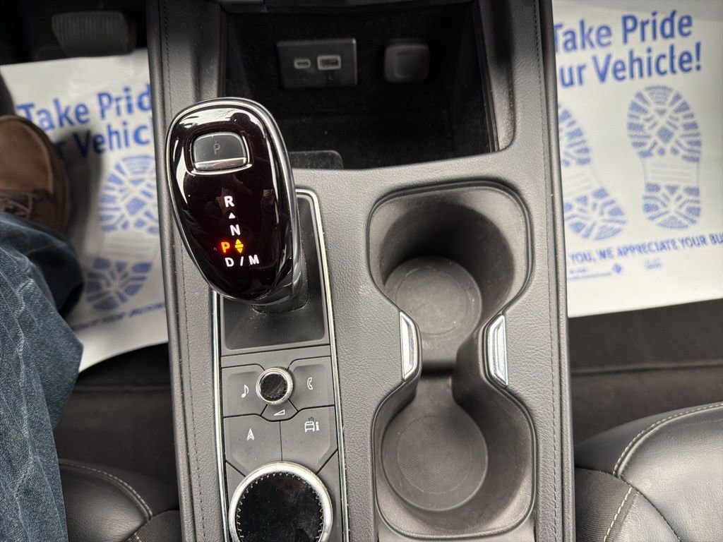 Used 2024 Cadillac XT4 Premium Luxury image 24